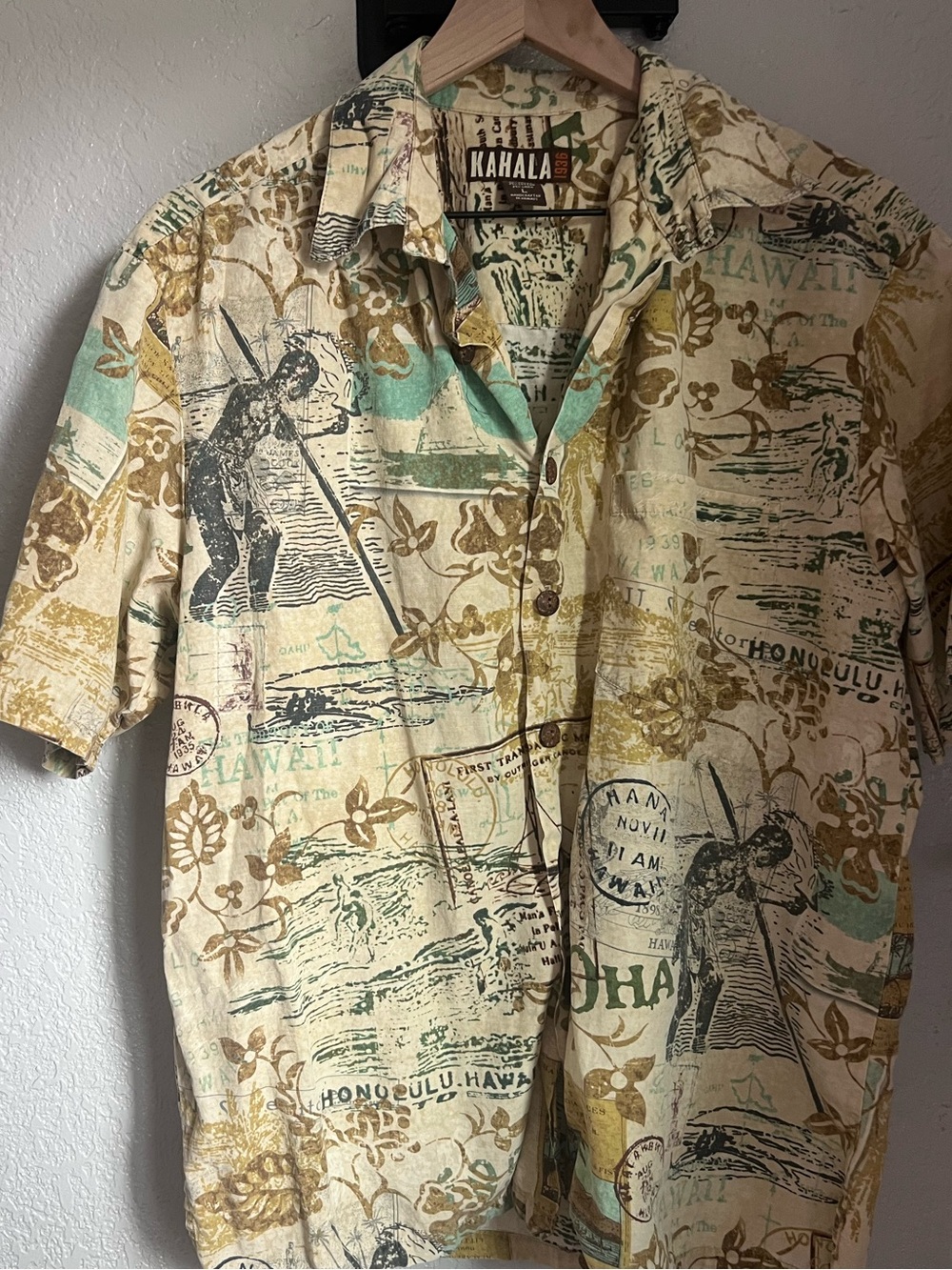 Kahala Men’s Short-Sleeve Camp Shirt - Beige Floral Print